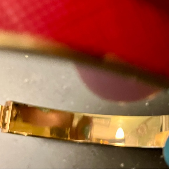 Tory Burch- Red Leather Inlay Gold 1/2” Hinge Bracelet. Like new condition. - Picture 12 of 12